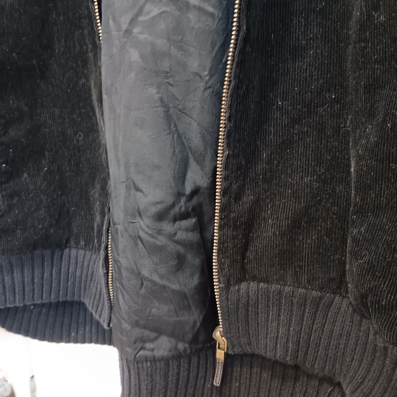 Jacket - Picture 5 of 10